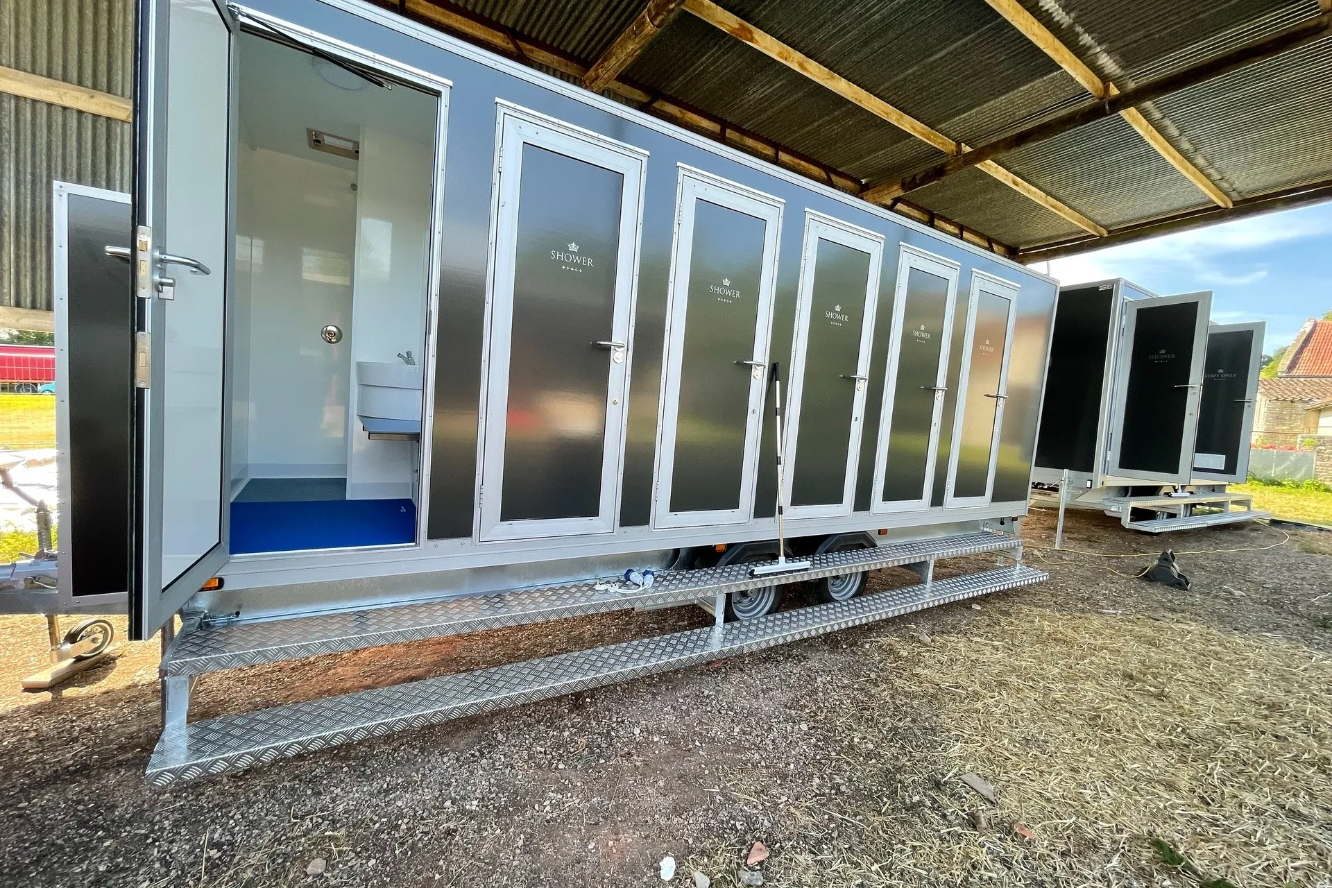 Shower Trailer Rental in Aurora, IL